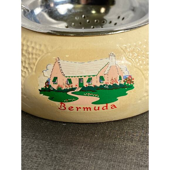 VTG 70s Bermuda Souvenir Tea Bag Holder Strainer 3.50in Pink Green Beige EUC L#1 - Picture 11 of 13